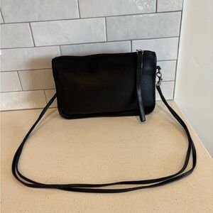 Carriage Court Black Crossbody Leather Bag. Vintage EUC